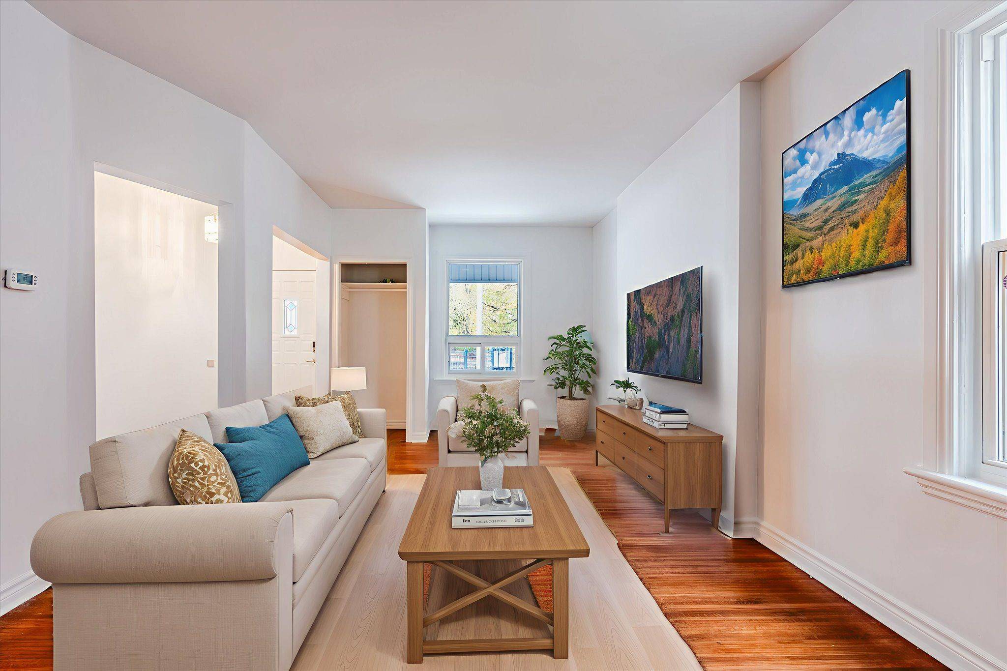 Hamilton, ON L8M 2E8,49 Myrtle AVE