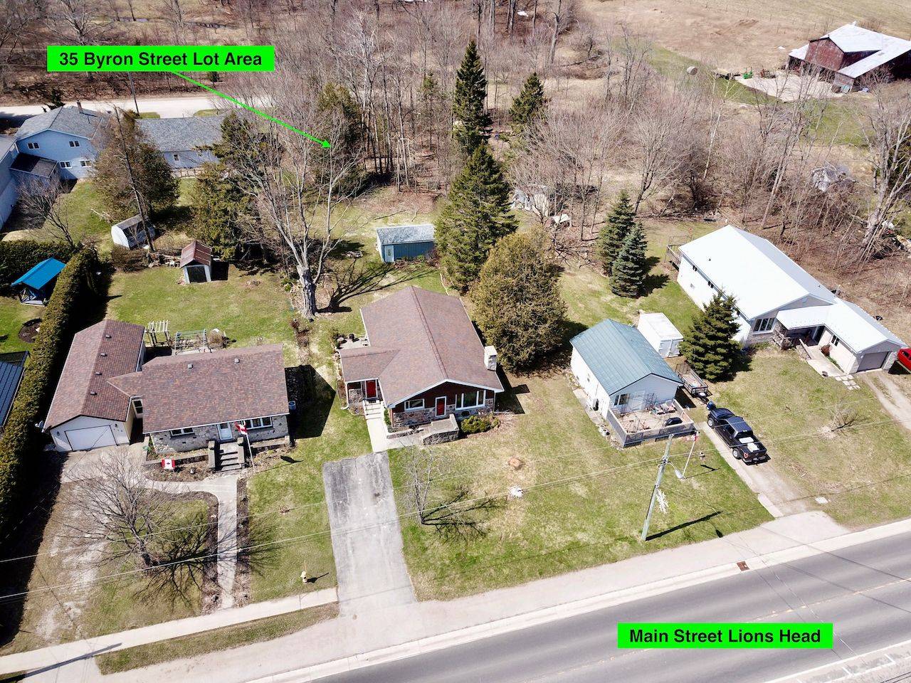 Northern Bruce Peninsula, ON N0H 1W0,35 Byron ST