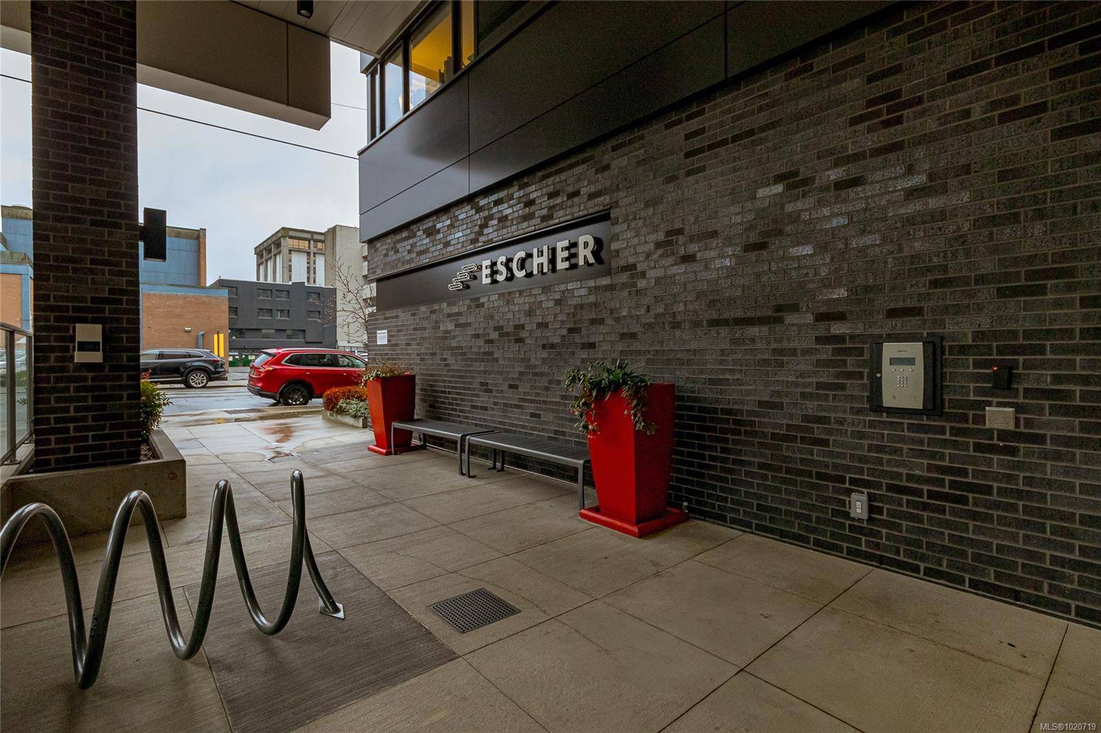 Victoria, BC V8W 1E4,838 Broughton St #406