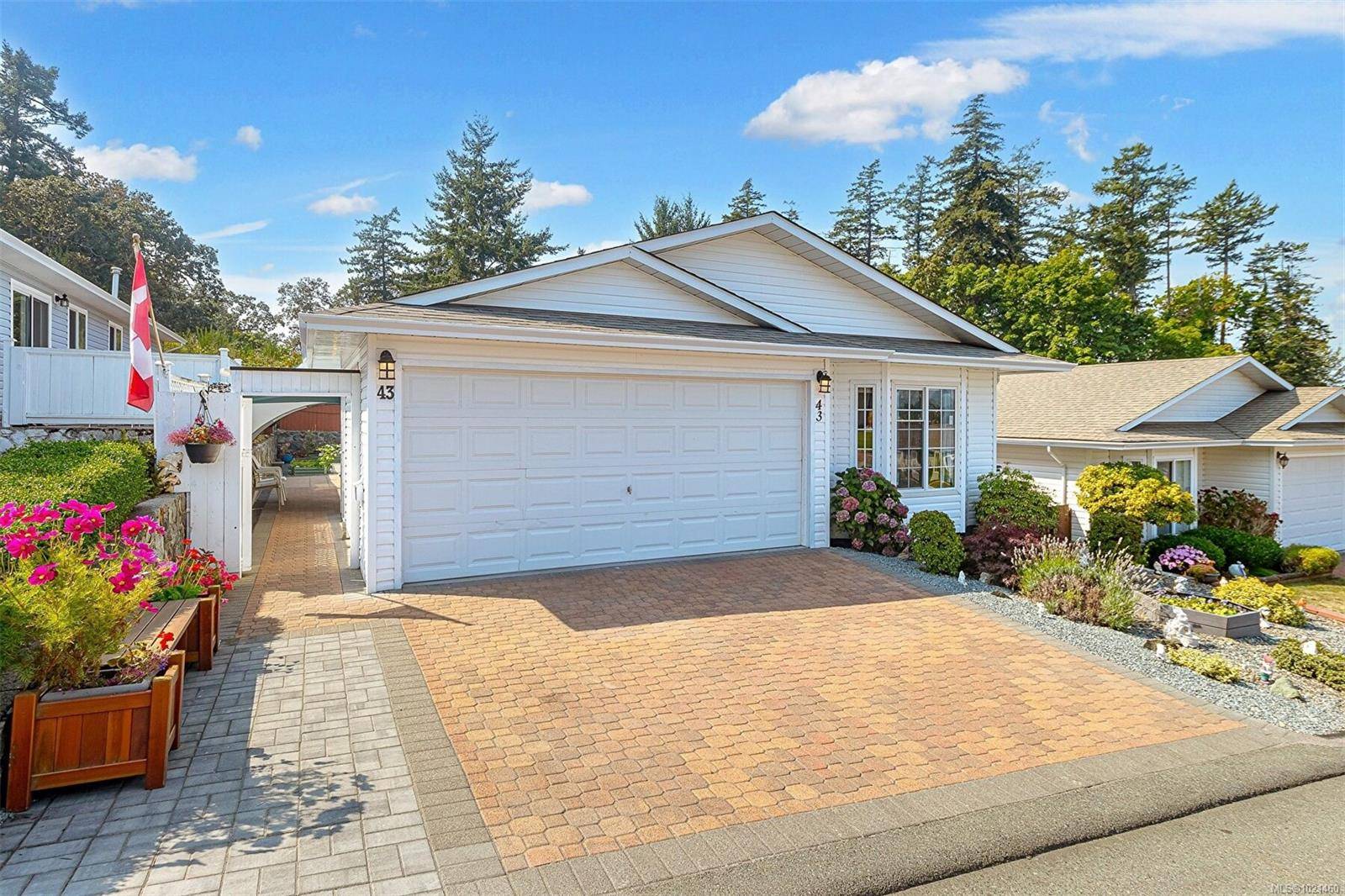 View Royal, BC V9A 7M2,43 Eagle Lane