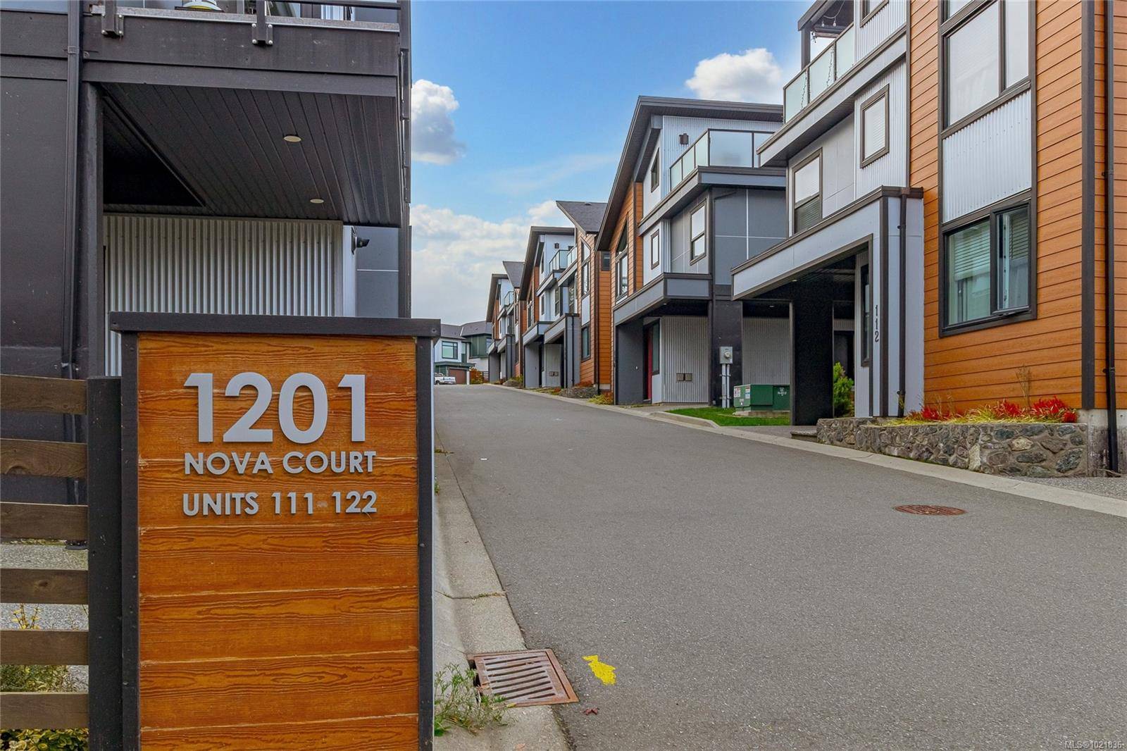 Langford, BC V9B 0T7,1201 Nova Crt #113