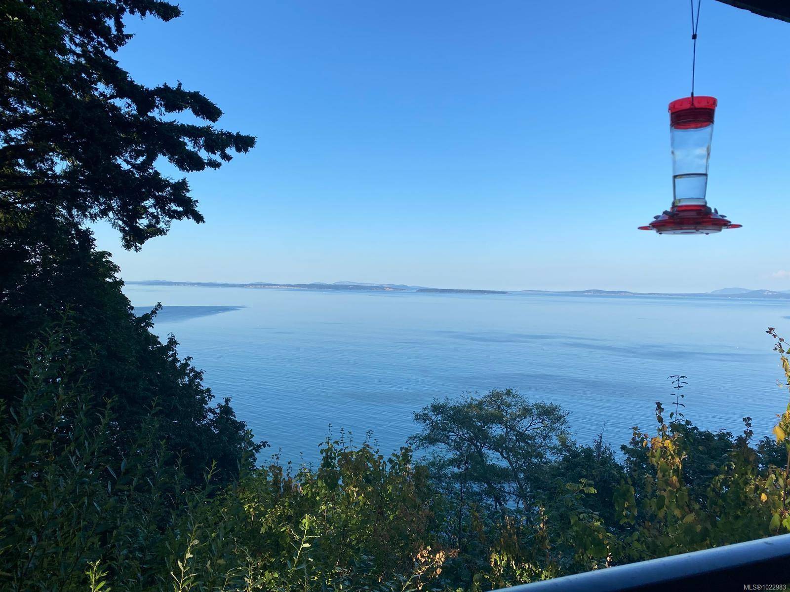 Saanich, BC V8X 3V6,4553 Cordova Bay Rd