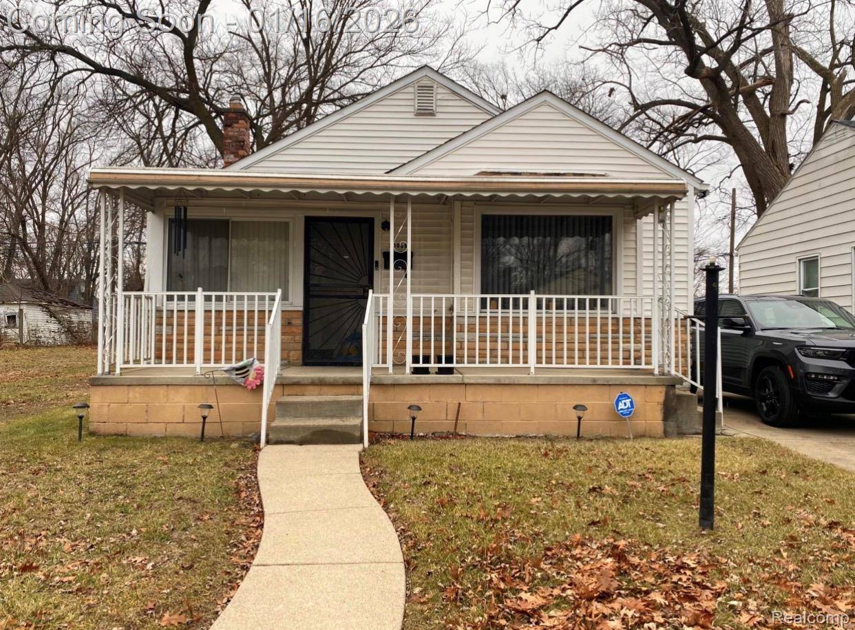 Detroit, MI 48219,20068 Glastonbury RD