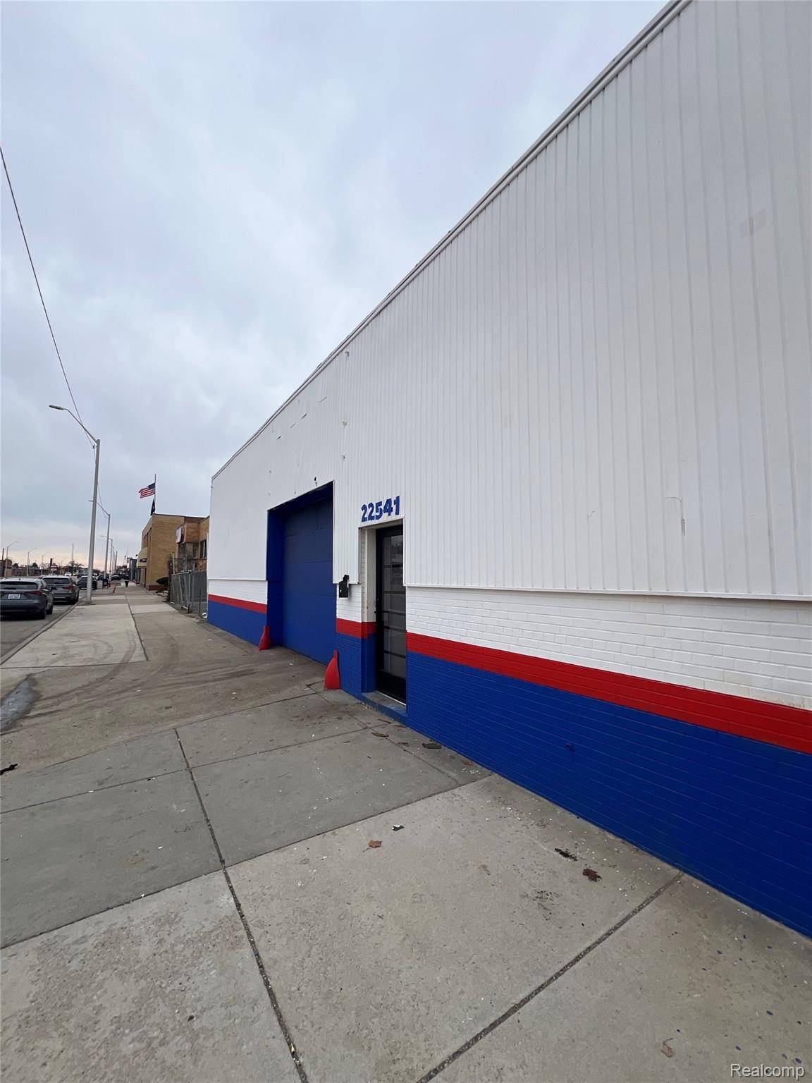 Detroit, MI 48219,22541 Grand River AVE