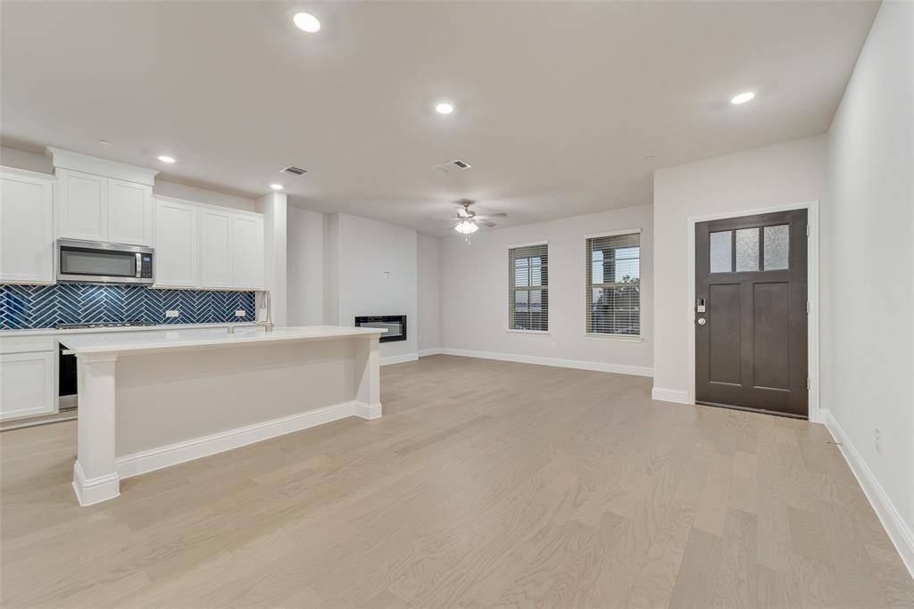 Rowlett, TX 75088,7853 Sunset Boulevard