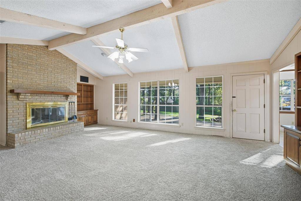 Denton, TX 76205,924 Ridgecrest Circle