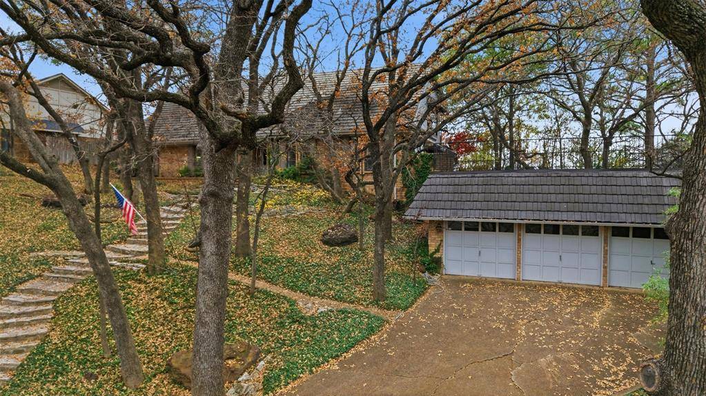 Arlington, TX 76012,1004 Crowley Road