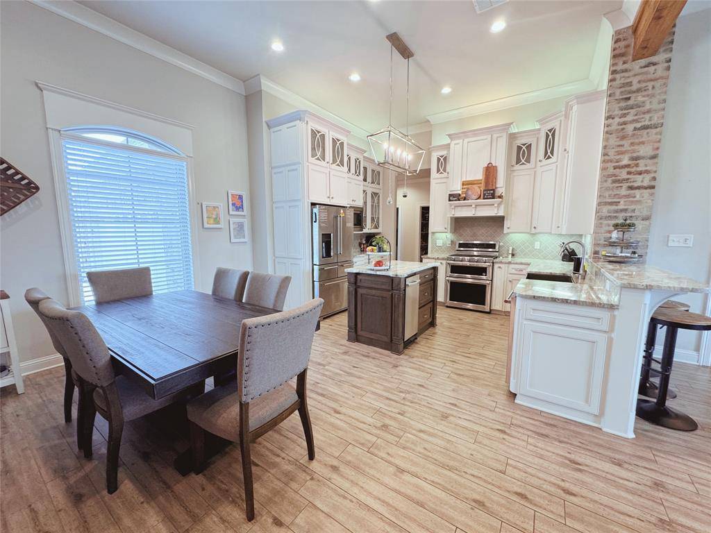 Benton, LA 71006,504 Linden Circle