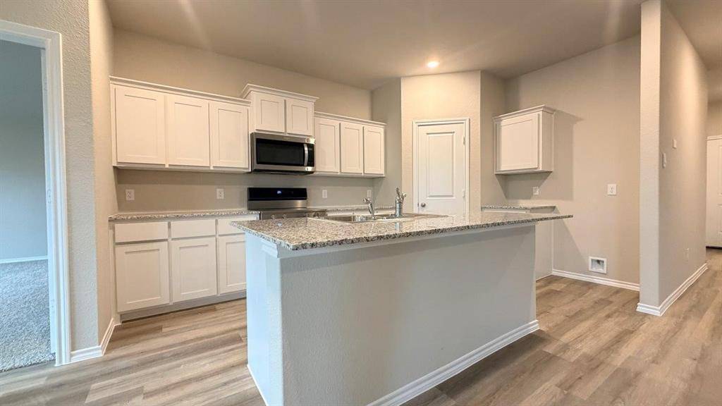 Cleburne, TX 76033,560 ARROYO Drive