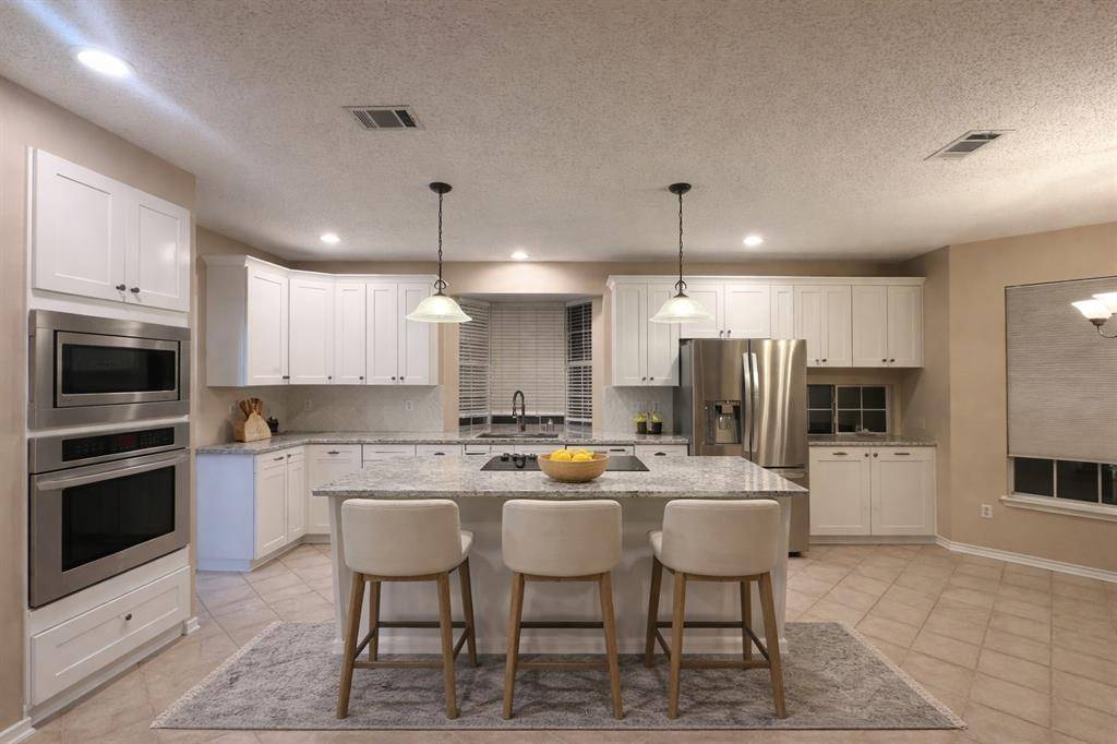 Carrollton, TX 75007,3110 glenmere Court