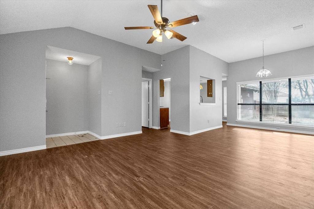 Rowlett, TX 75088,7910 Meadowlark Lane