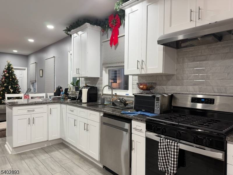 Elizabeth City, NJ 07202,313 Washington Ave