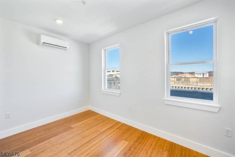 Plainfield City, NJ 07060,100 North Ave #3D