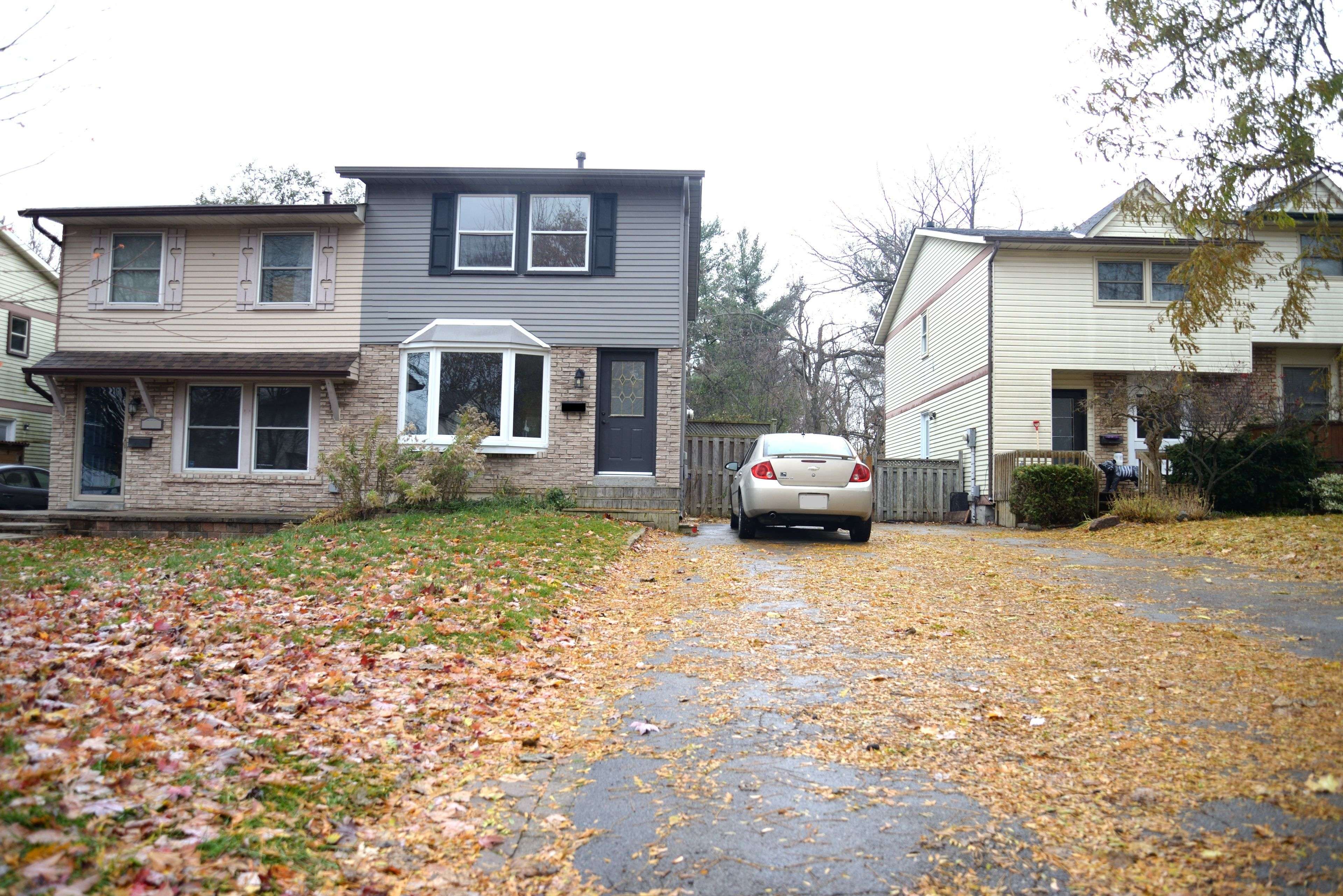 Oshawa, ON L1J 6V3,338 Homestead CT