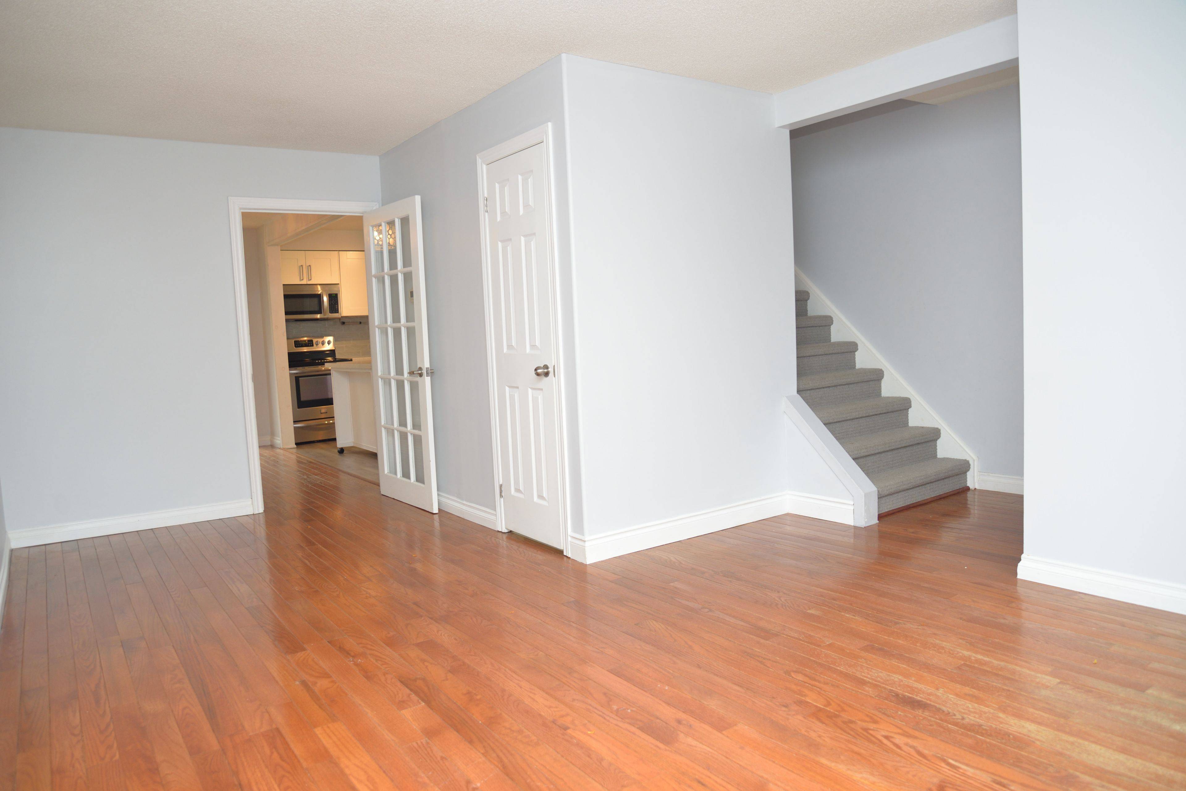 Oshawa, ON L1J 6V3,338 Homestead CT