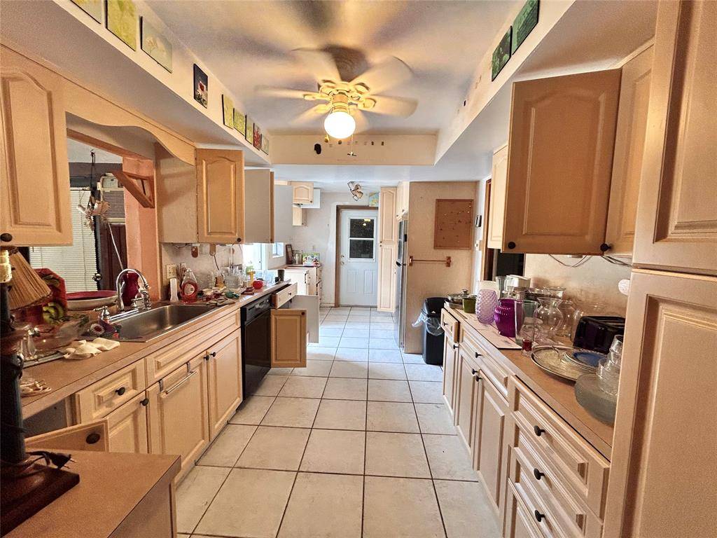 Fort Lauderdale, FL 33309,1301 NW 46th St