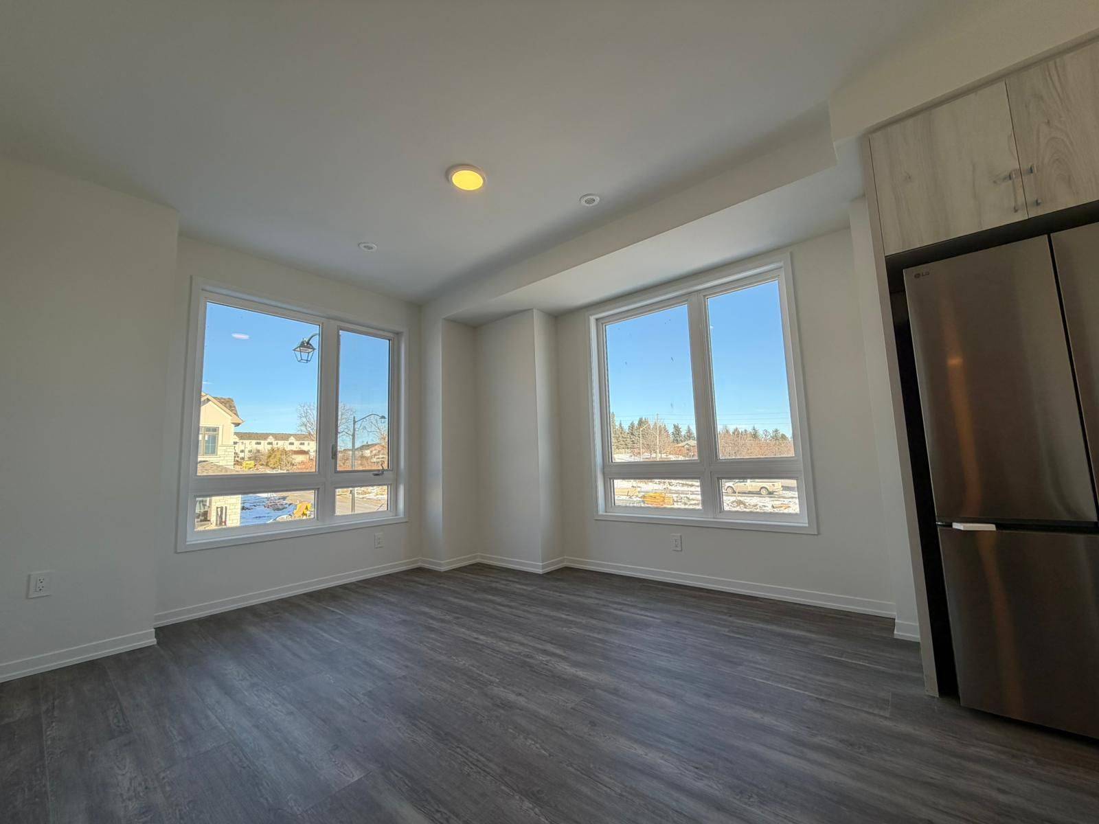 Richmond Hill, ON L4E 1P5,3 Helmkay AVE