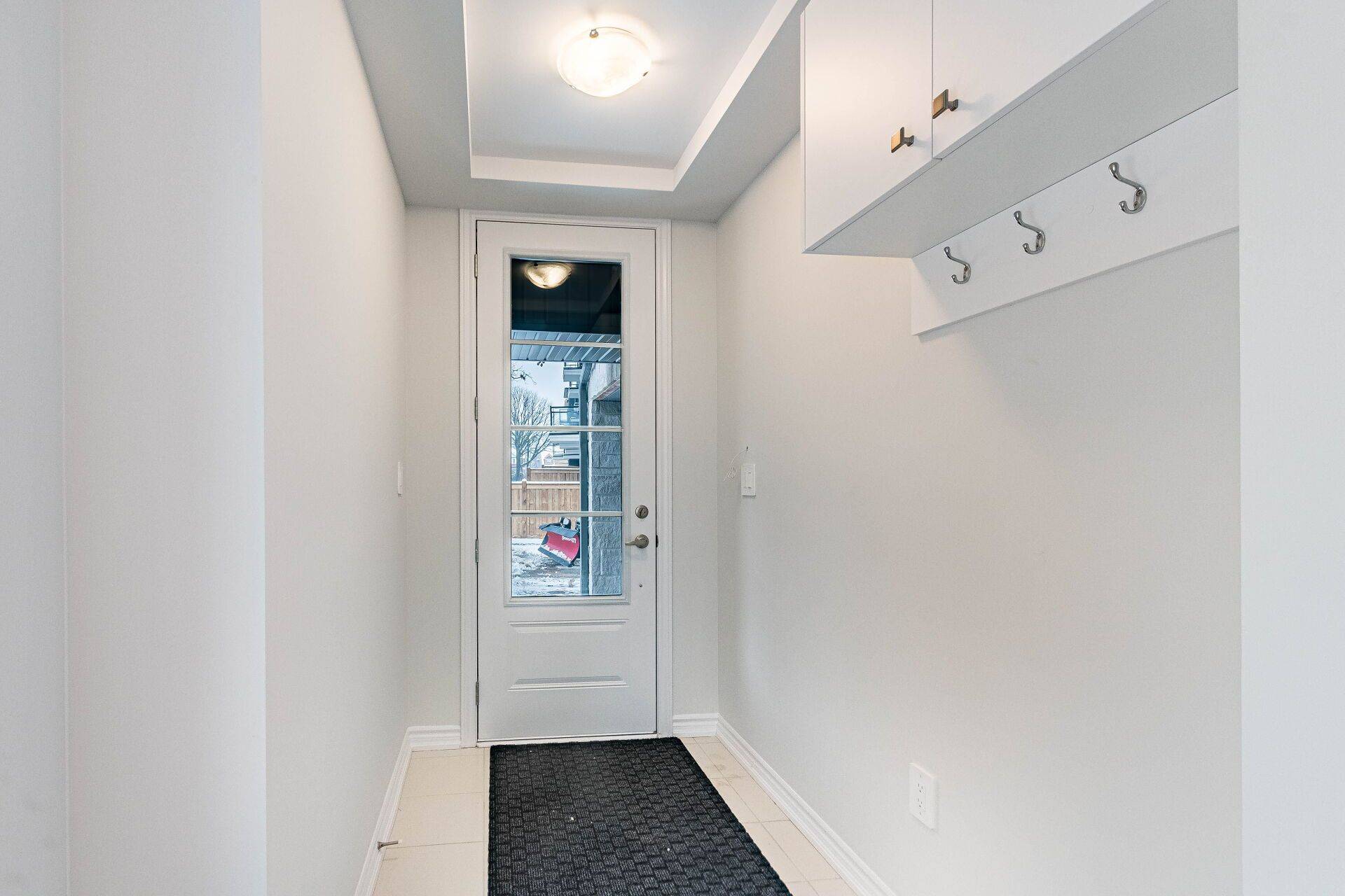 Mississauga, ON L5V 2V9,5907 Saigon ST