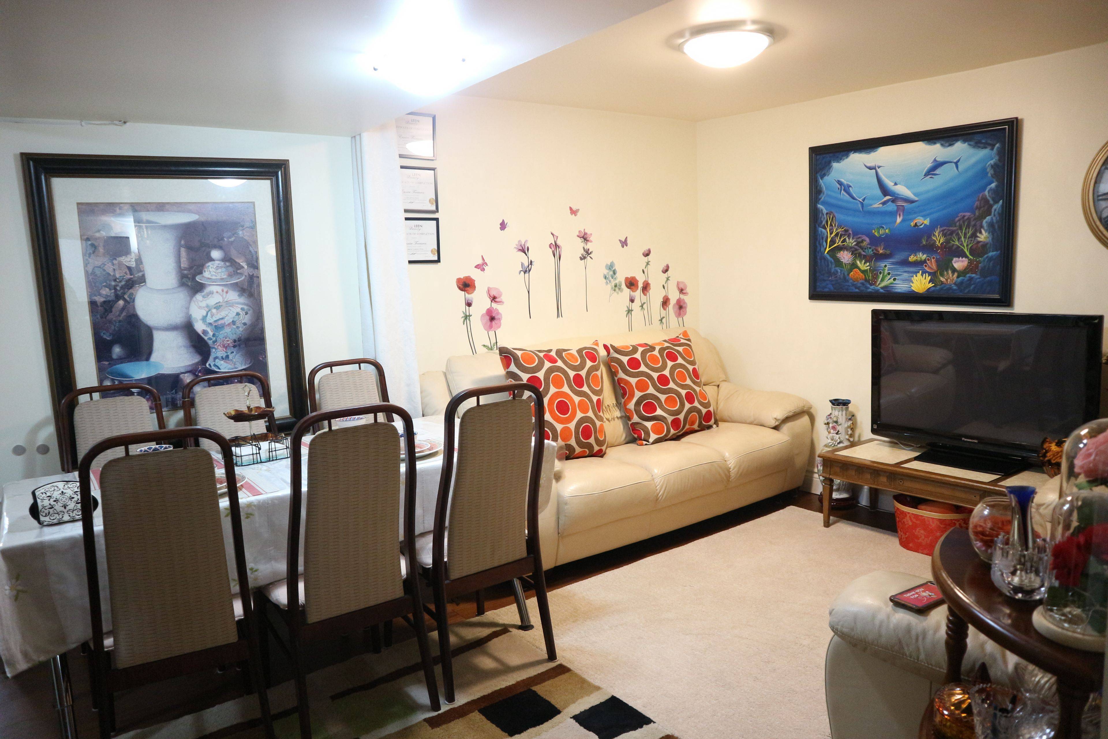 Toronto W10, ON M9V 2P5,11 Bankfield DR #B2