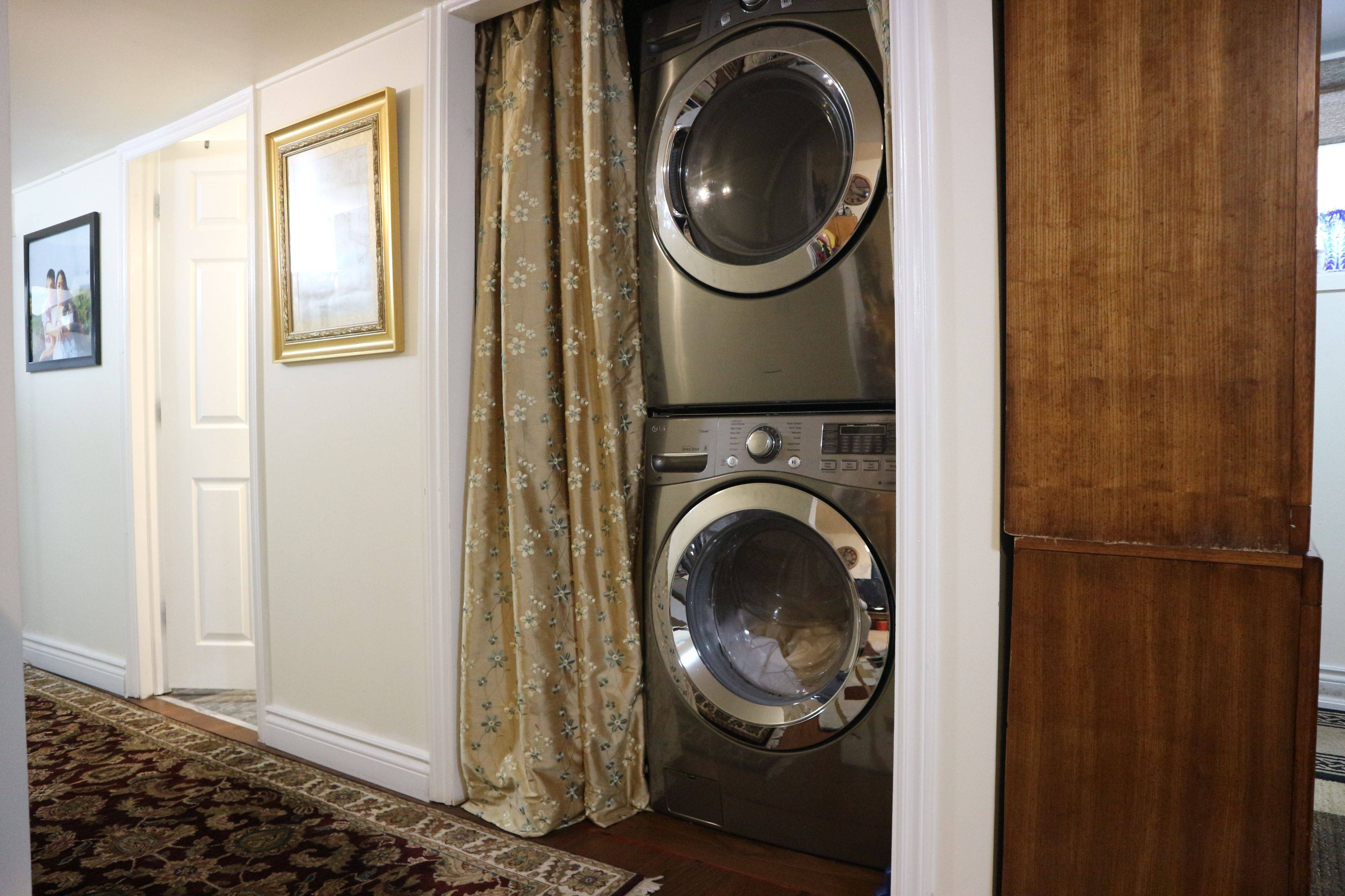 Toronto W10, ON M9V 2P5,11 Bankfield DR #B2