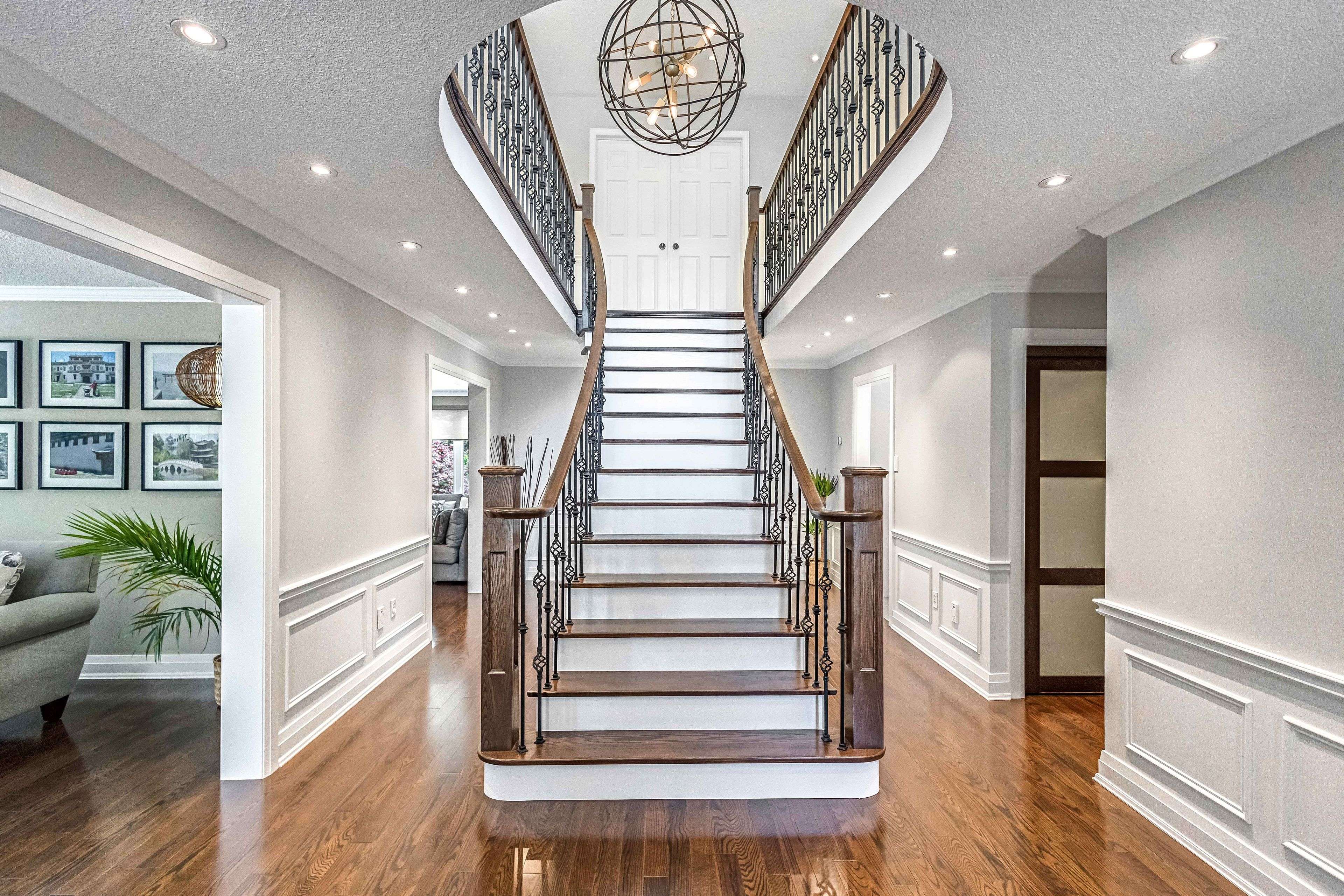 Burlington, ON L7P 4T3,1399 Winterberry DR