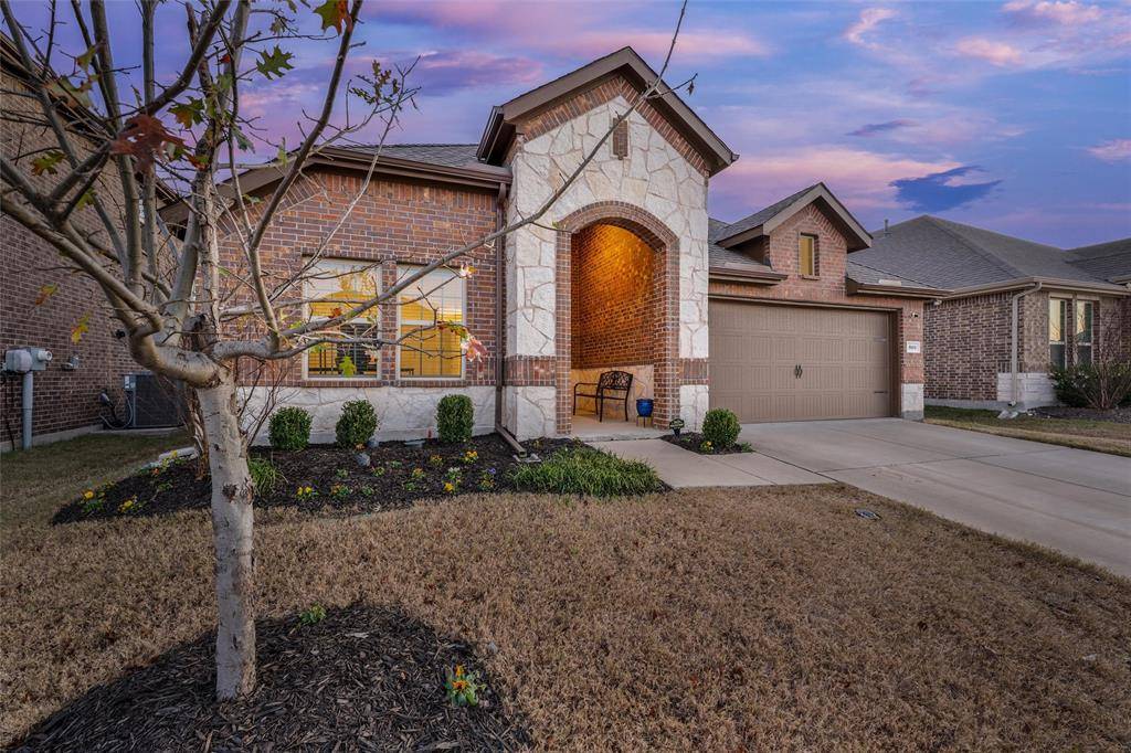 Princeton, TX 75407,809 Egret Street