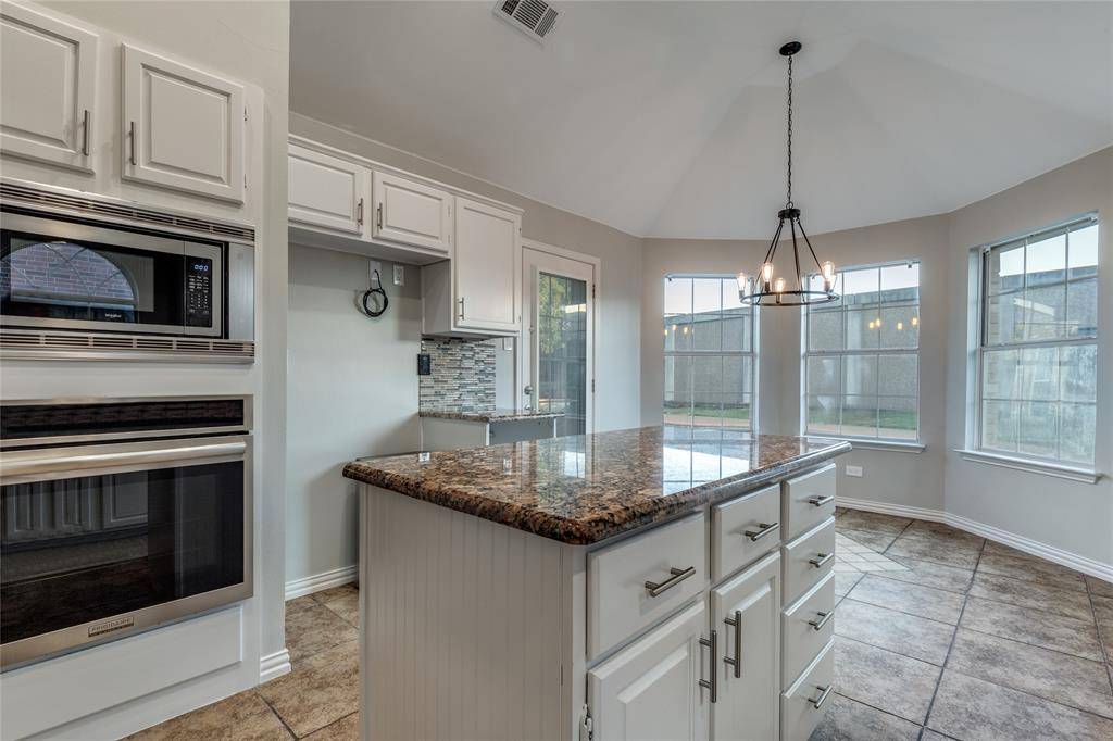 Trophy Club, TX 76262,25 Cimarron Drive