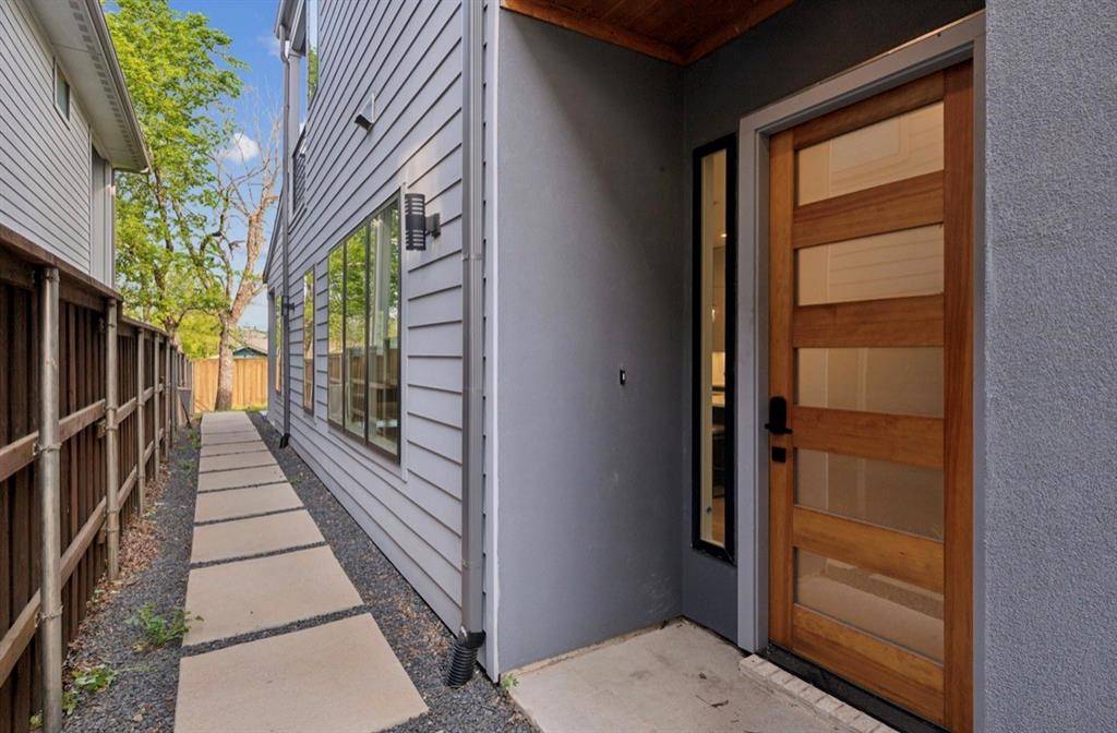 Dallas, TX 75219,2333 Vagas Street