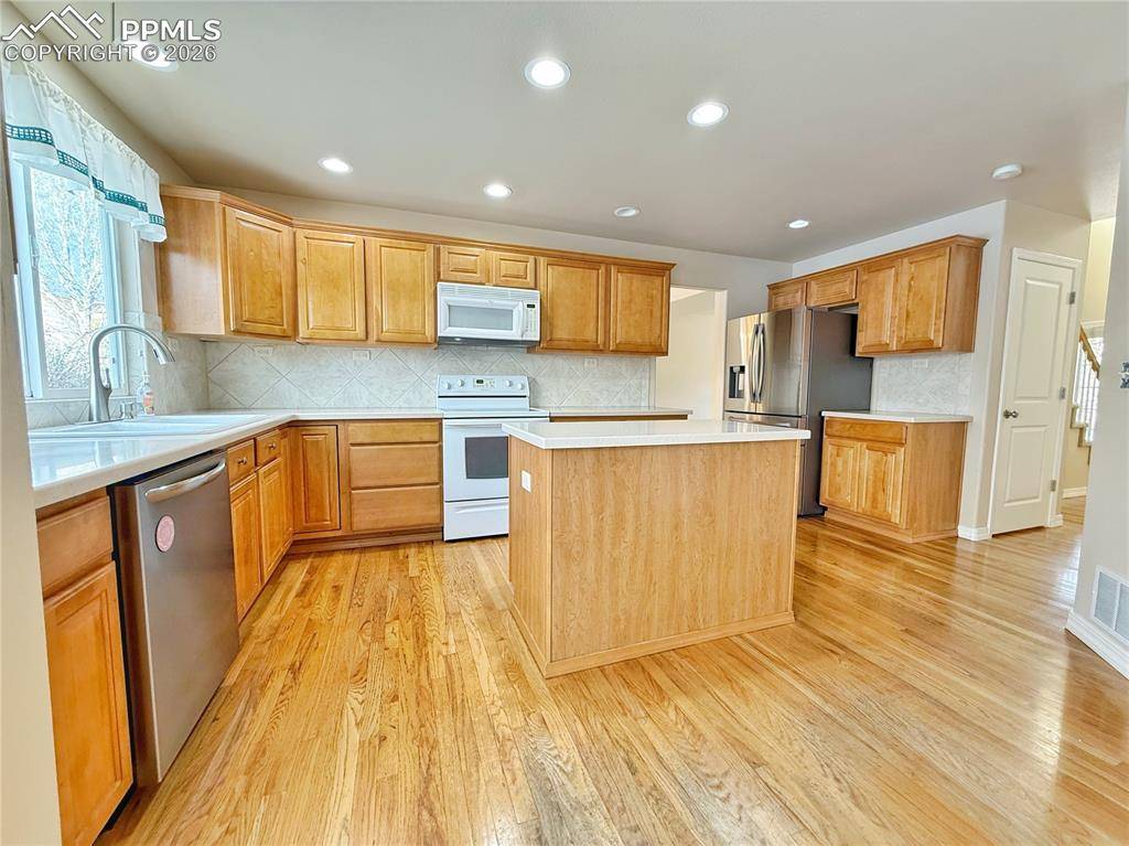 Colorado Springs, CO 80923,5698 Arrowleaf DR