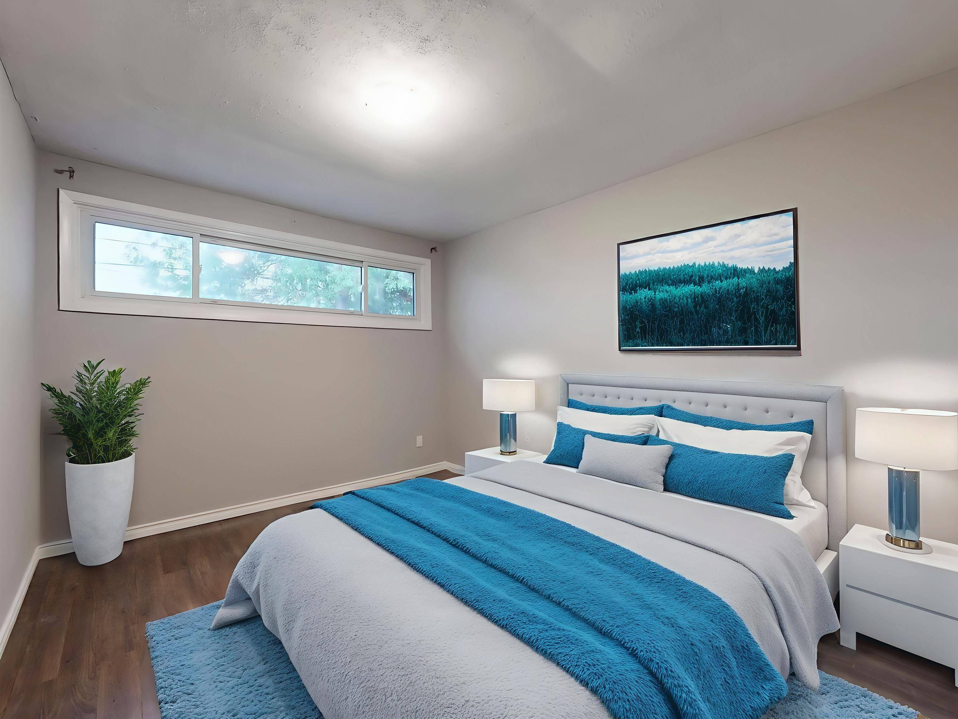 Whitby, ON L1N 1Z2,333 Rosedale DR