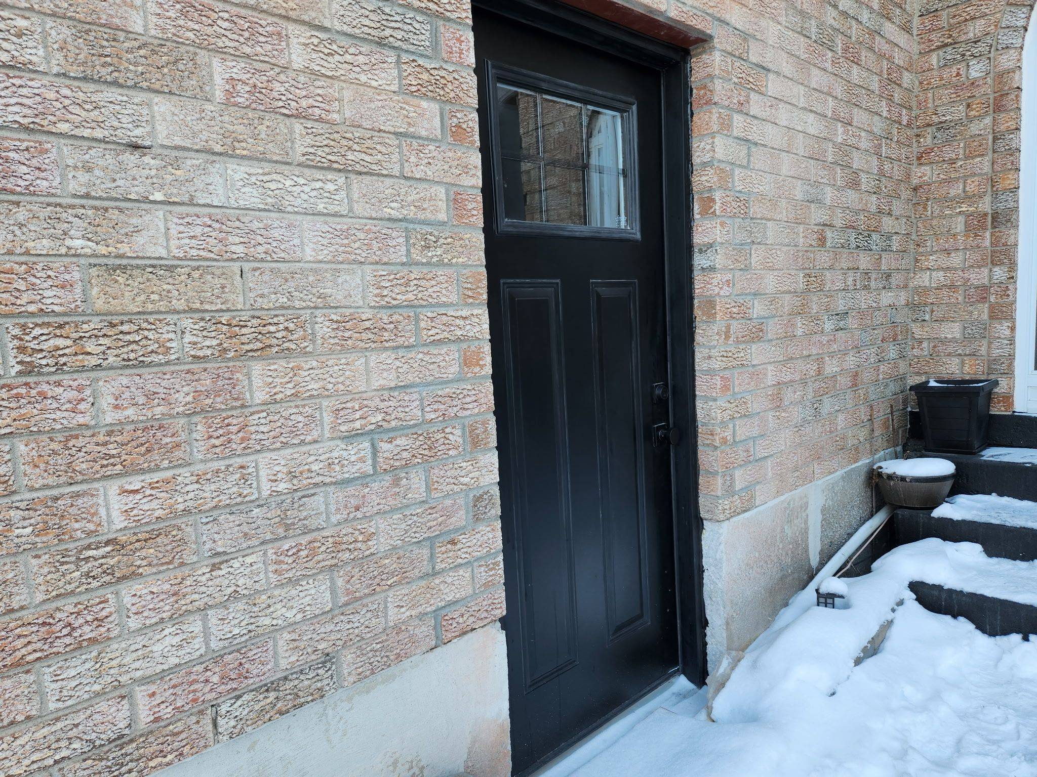 Vaughan, ON L4J 5A4,89 Rejane CRES #Basement