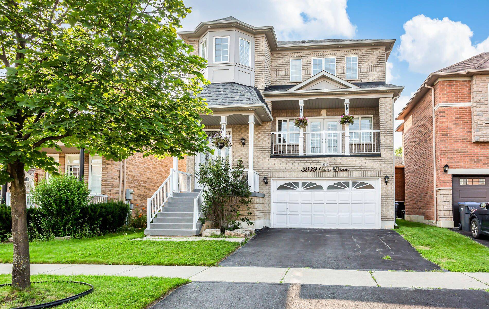 Mississauga, ON L5M 6L2,3949 Tacc DR
