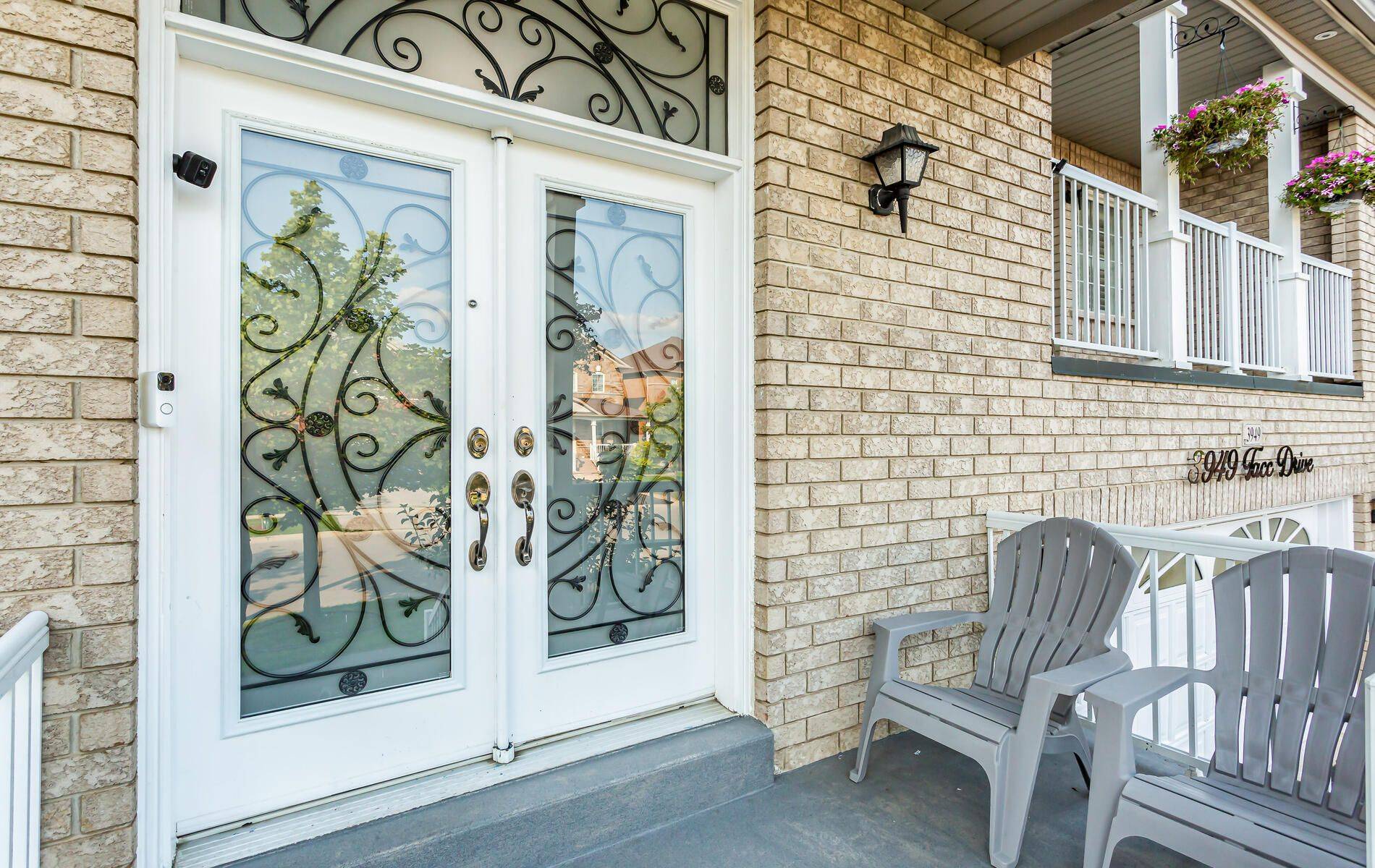 Mississauga, ON L5M 6L2,3949 Tacc DR