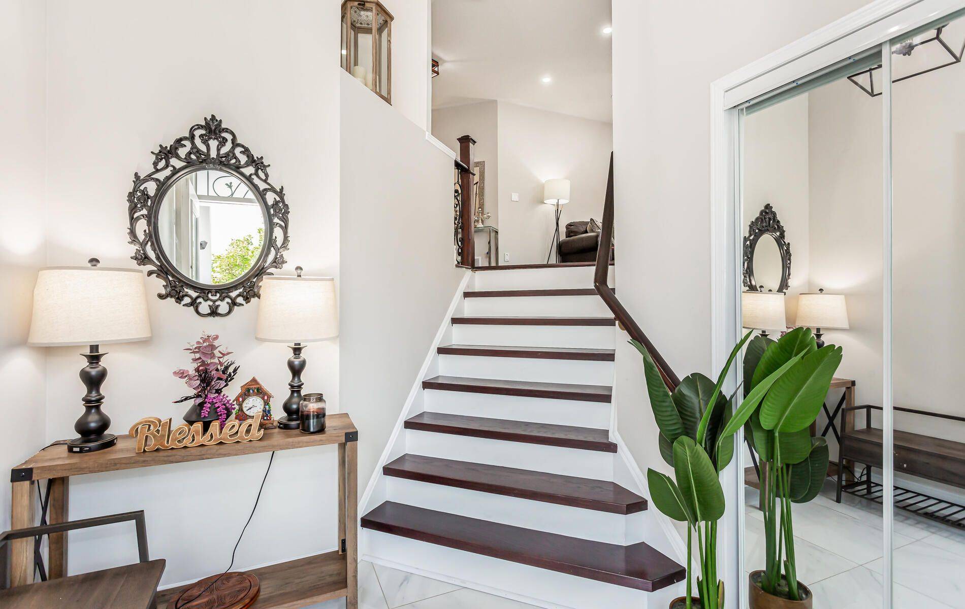 Mississauga, ON L5M 6L2,3949 Tacc DR