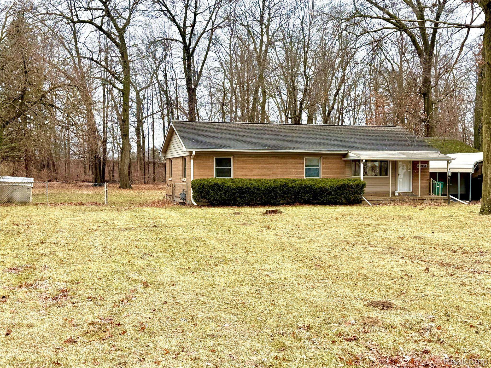 Romulus, MI 48174,36945 Menton ST