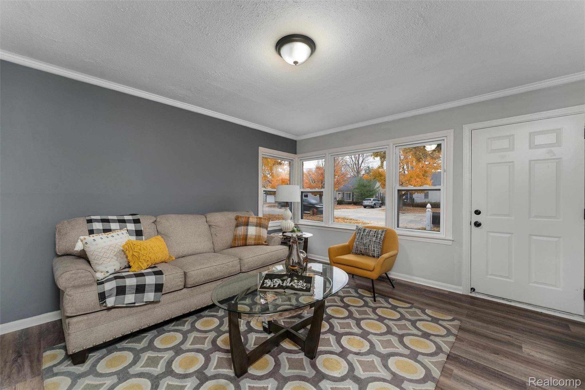 Beverly Hills, MI 48025,15751 W 14 mile RD