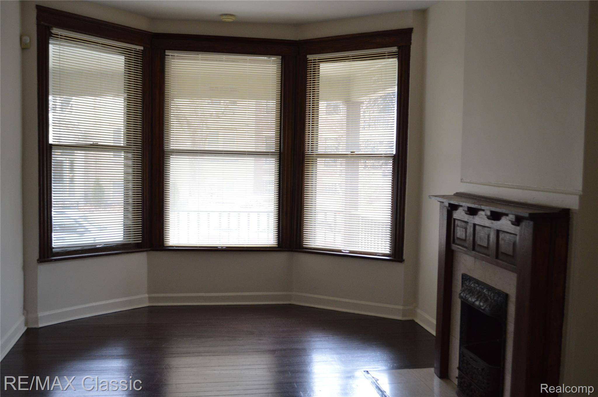 Detroit, MI 48208,5208 Commonwealth