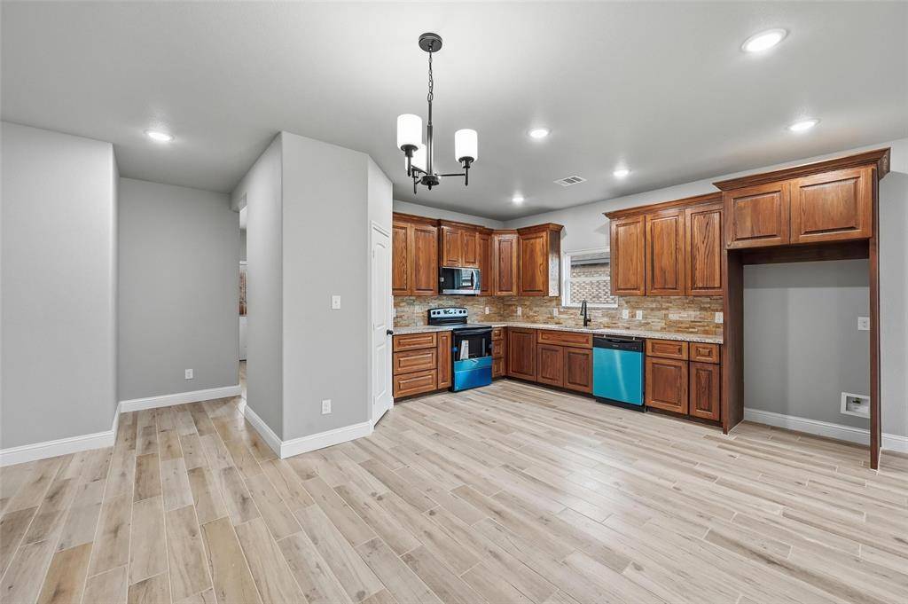 Cleburne, TX 76031,308 Lewis Street