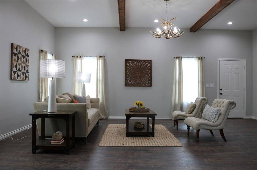 Boyd, TX 76023,119 Dove Street