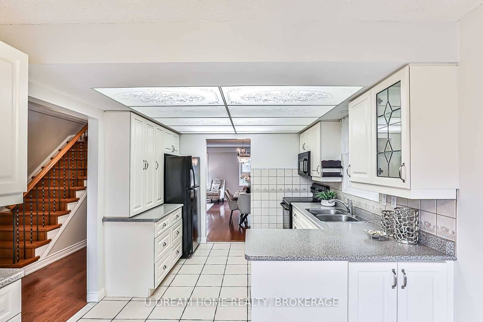 Toronto C07, ON M2R 3T7,115 Carnival CT