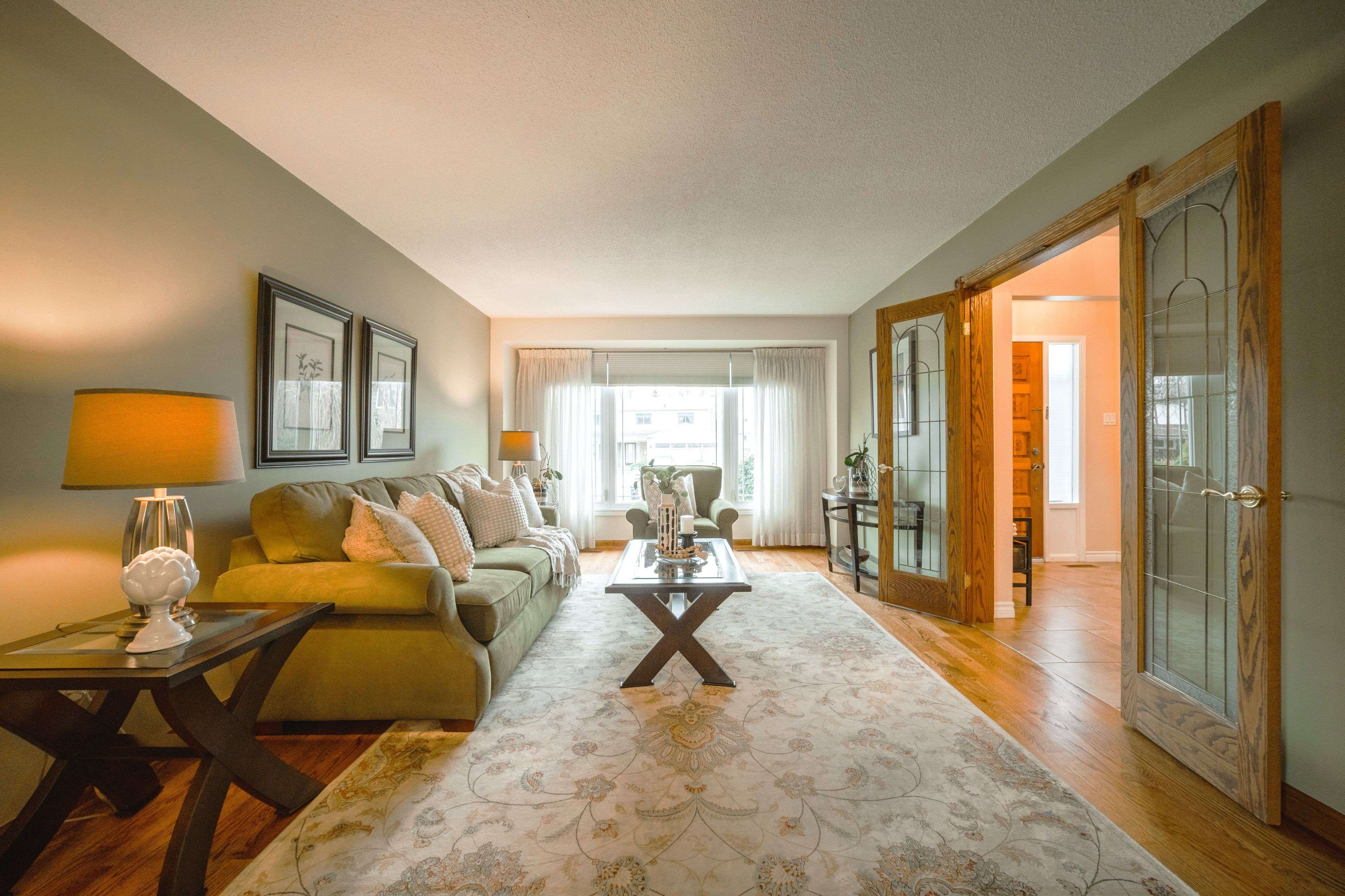 Toronto E10, ON M1C 3E6,110 Acheson BLVD