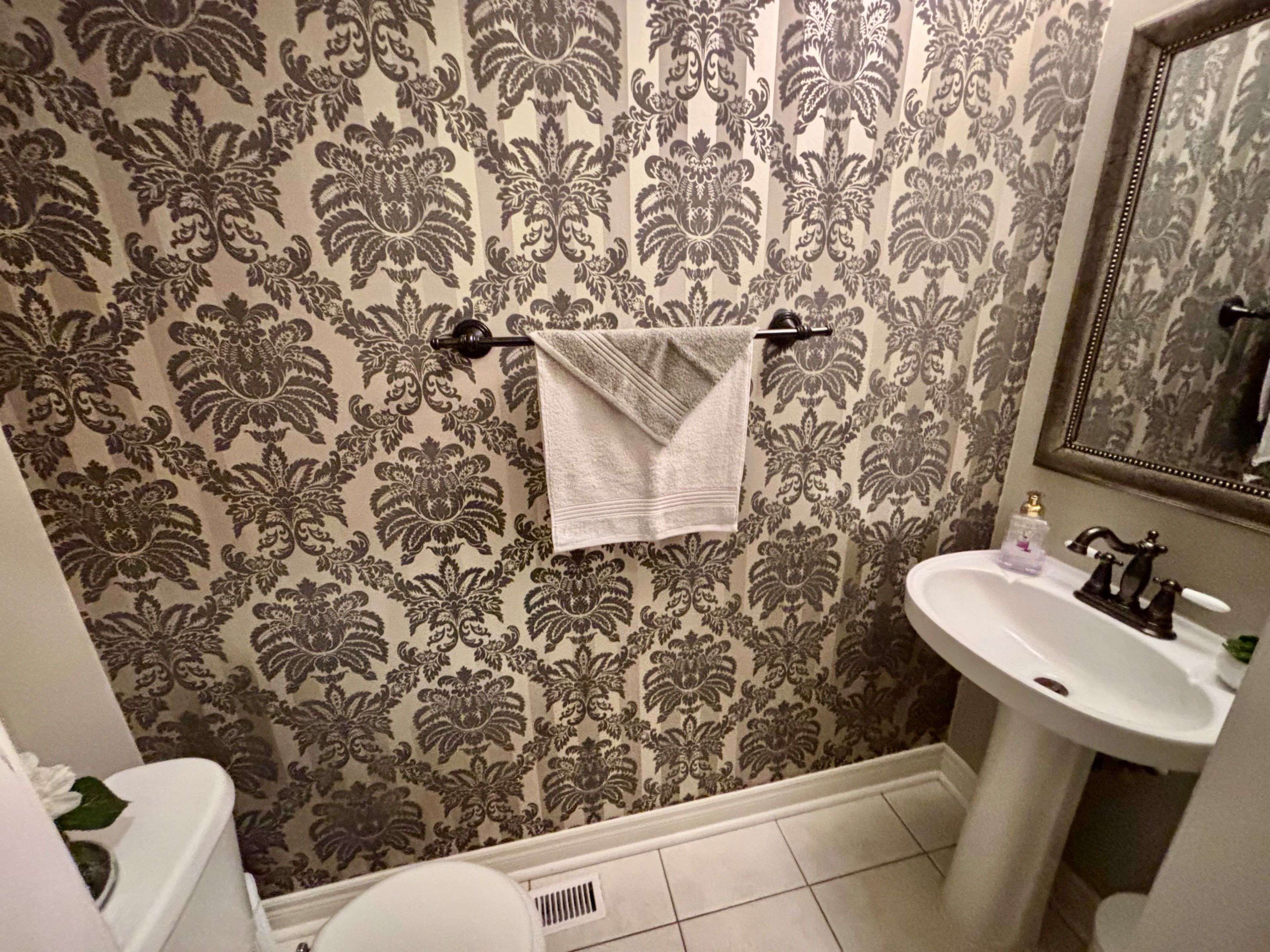 Vaughan, ON L6A 3K5,27 Pietro DR