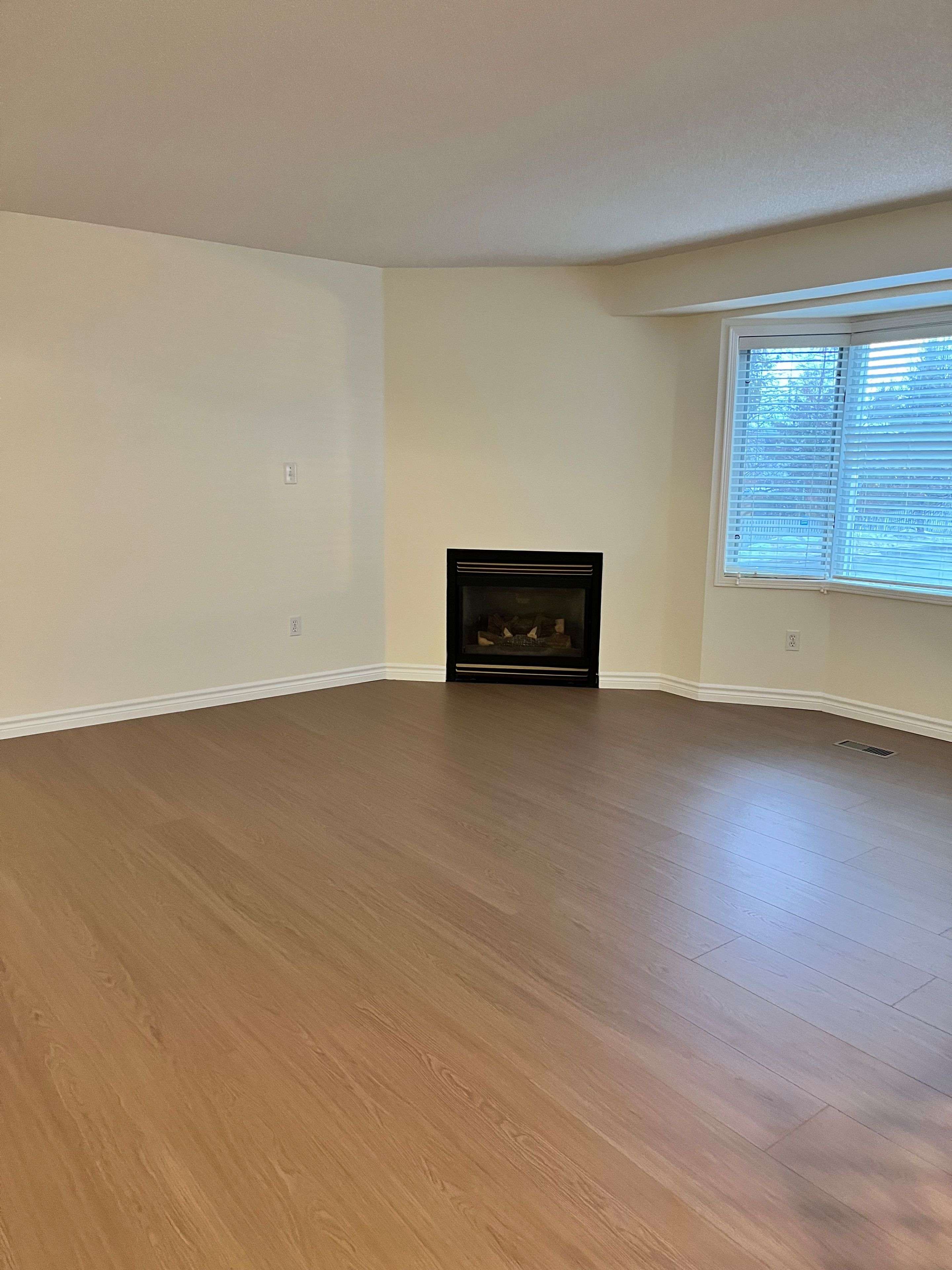 Barrie, ON L4N 9N4,490 Veterans DR #34