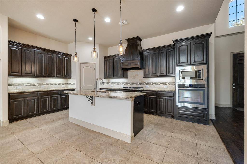 Denton, TX 76226,5713 Tawakoni Drive