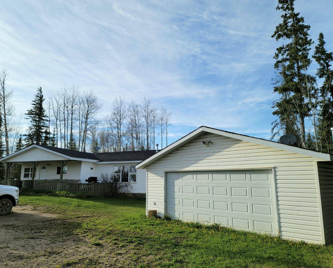 124 Singer DR, Anzac, AB T0P 1J0