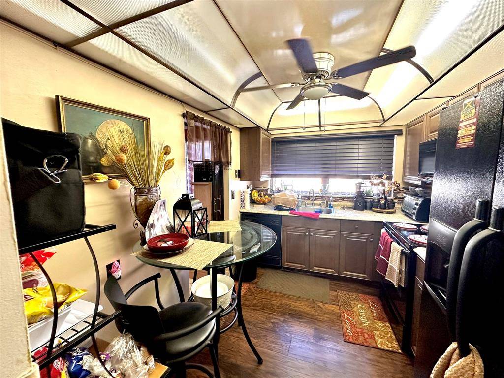 Lauderhill, FL 33313,2451 NW 41st Ave #207