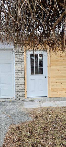 Newmarket, ON L3Y 6H7,1056 Wayne DR E #Basement