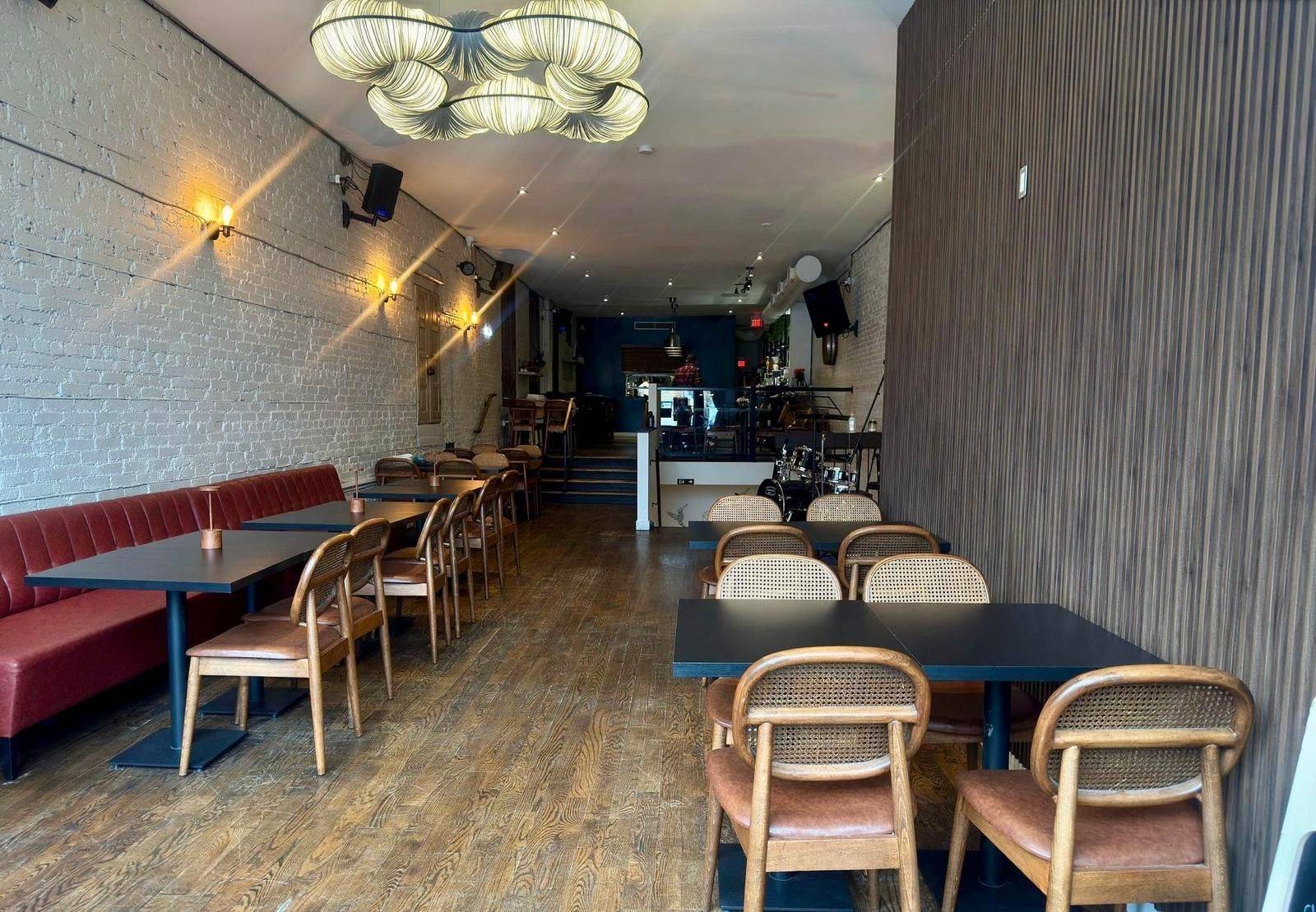 Toronto W02, ON M6P 1Z5,3047 Dundas ST W