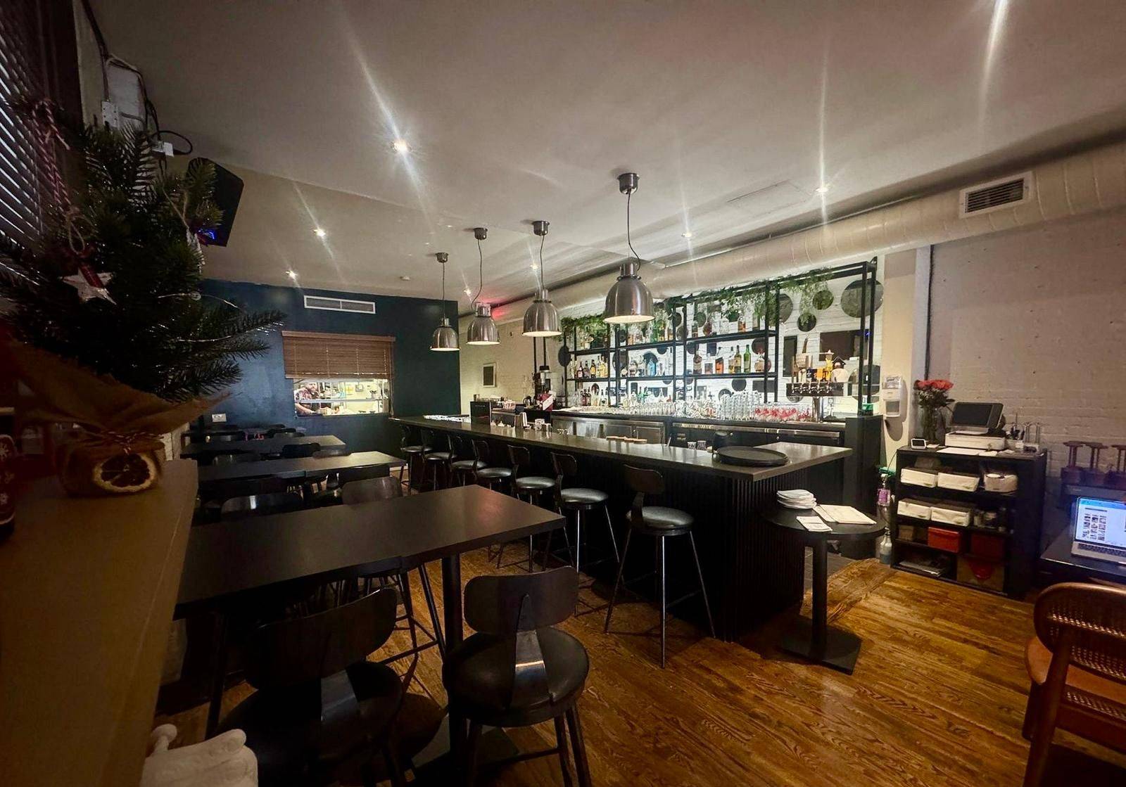 Toronto W02, ON M6P 1Z5,3047 Dundas ST W