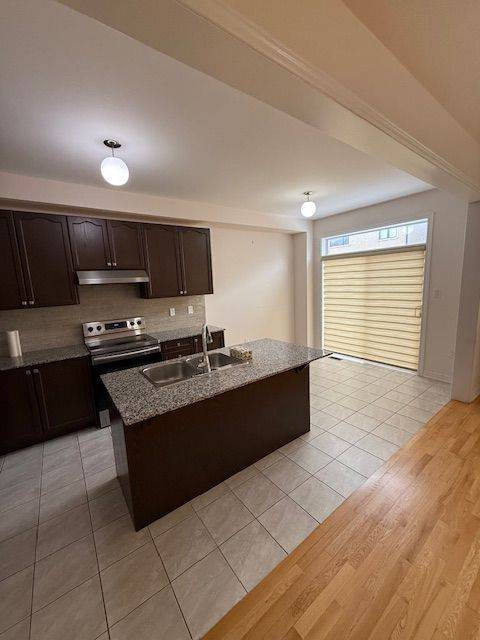 Brampton, ON L7A 5B5,56 Clunburry RD